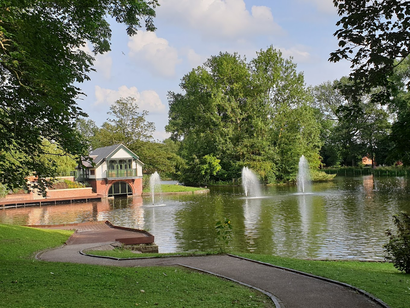 Woman pulled from Park lake