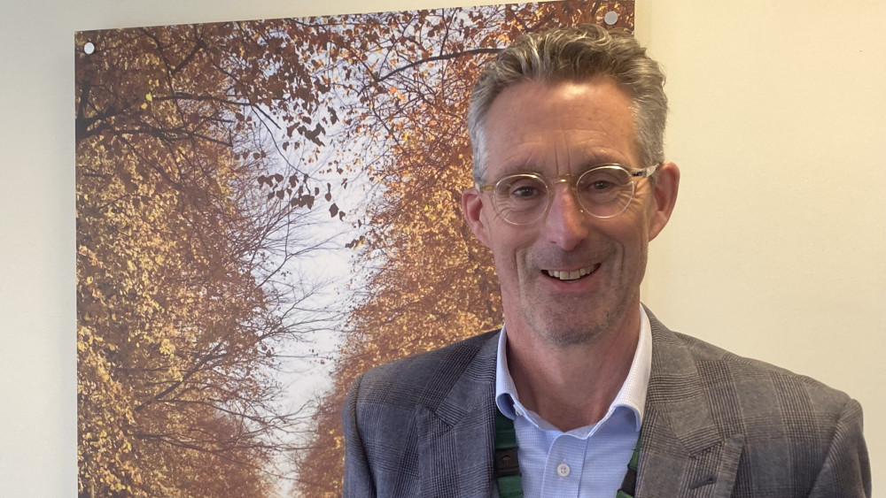 Chief exec steps down