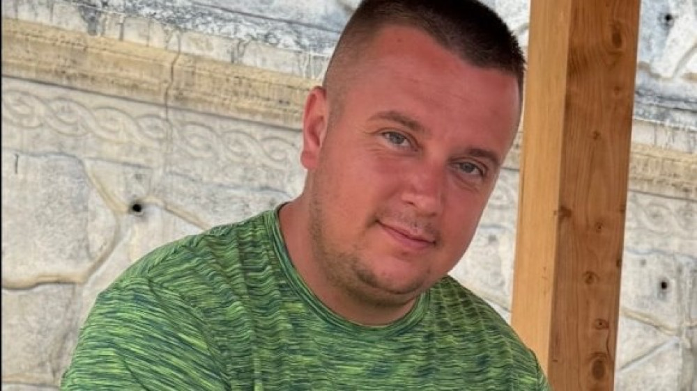Family pay tribute to man killed in crash