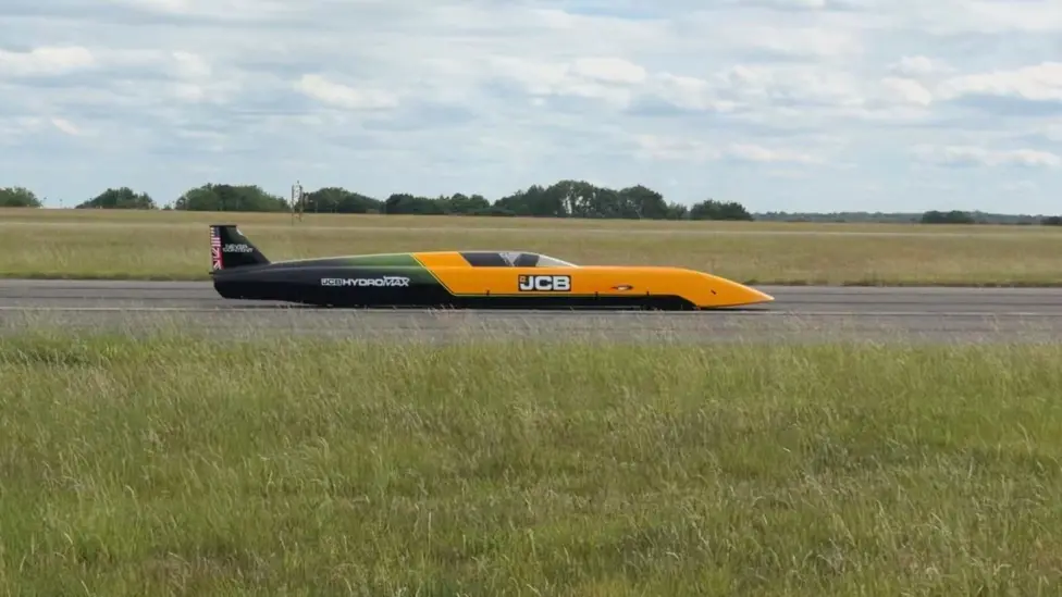JCB attempt a new world land speed record with a car powered by hydrogen.