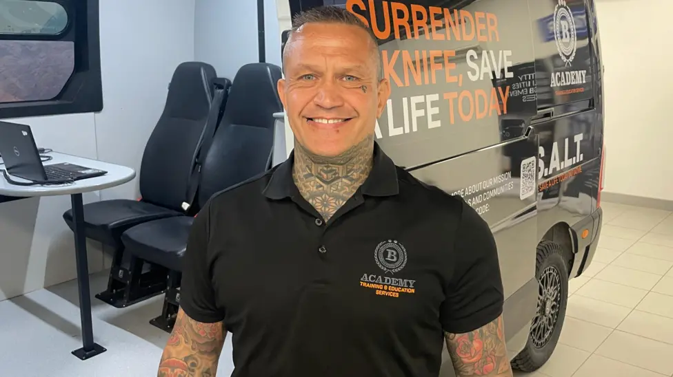 Knife Amnesty van for county