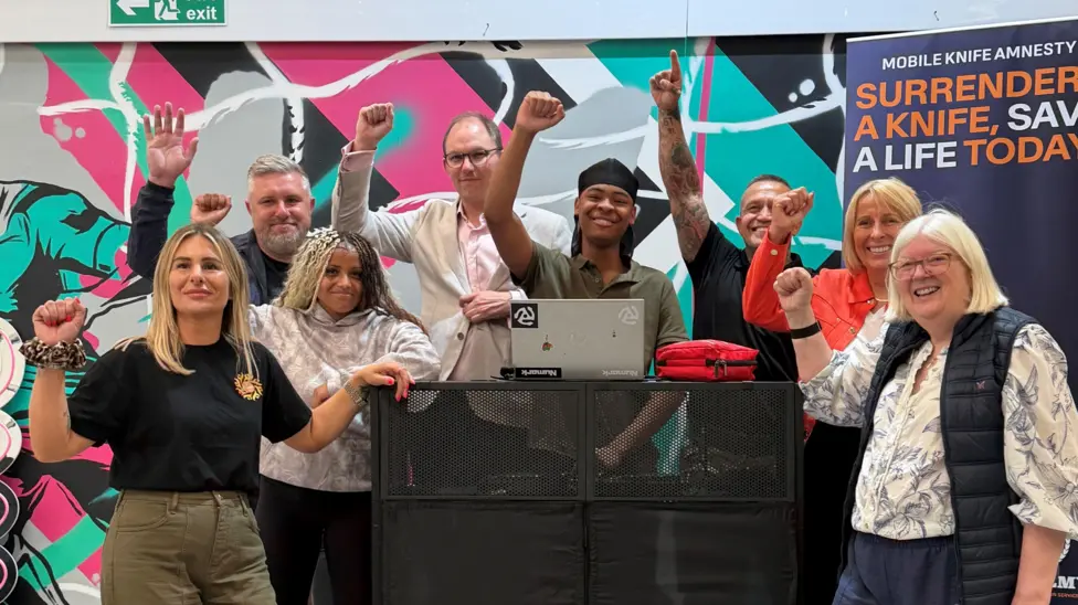 Youth groups join forces to tackle knife crime