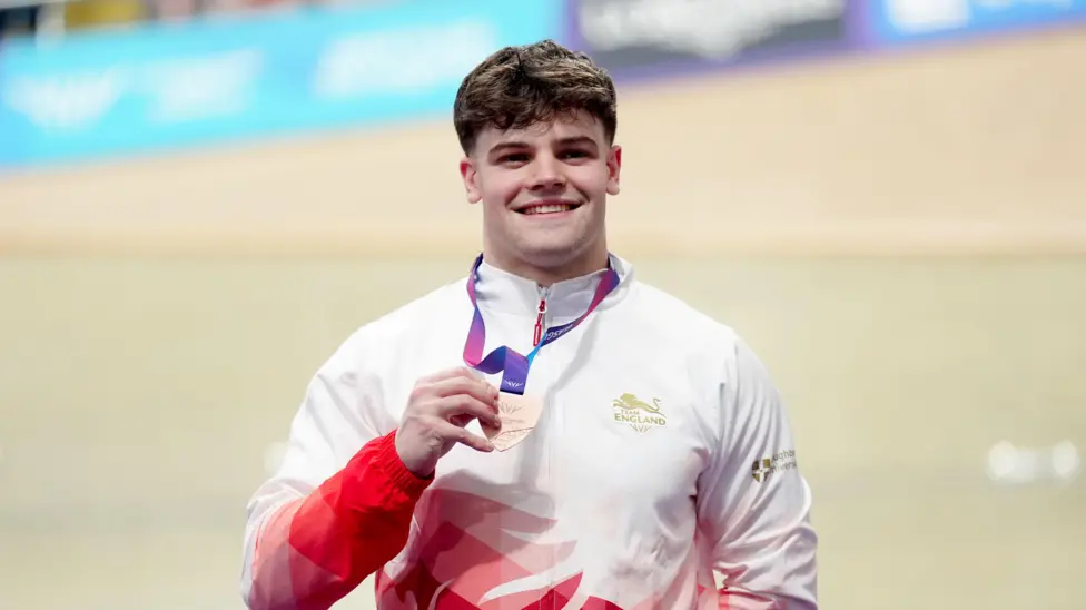 Stoke on Trent cyclist takes silver and bronze to next championships
