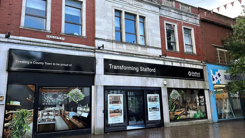 Borough councillors agree to make way for development