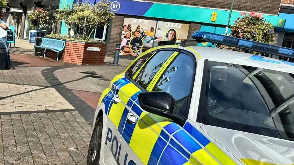 Busker arrested in Cheshire over offensive songs